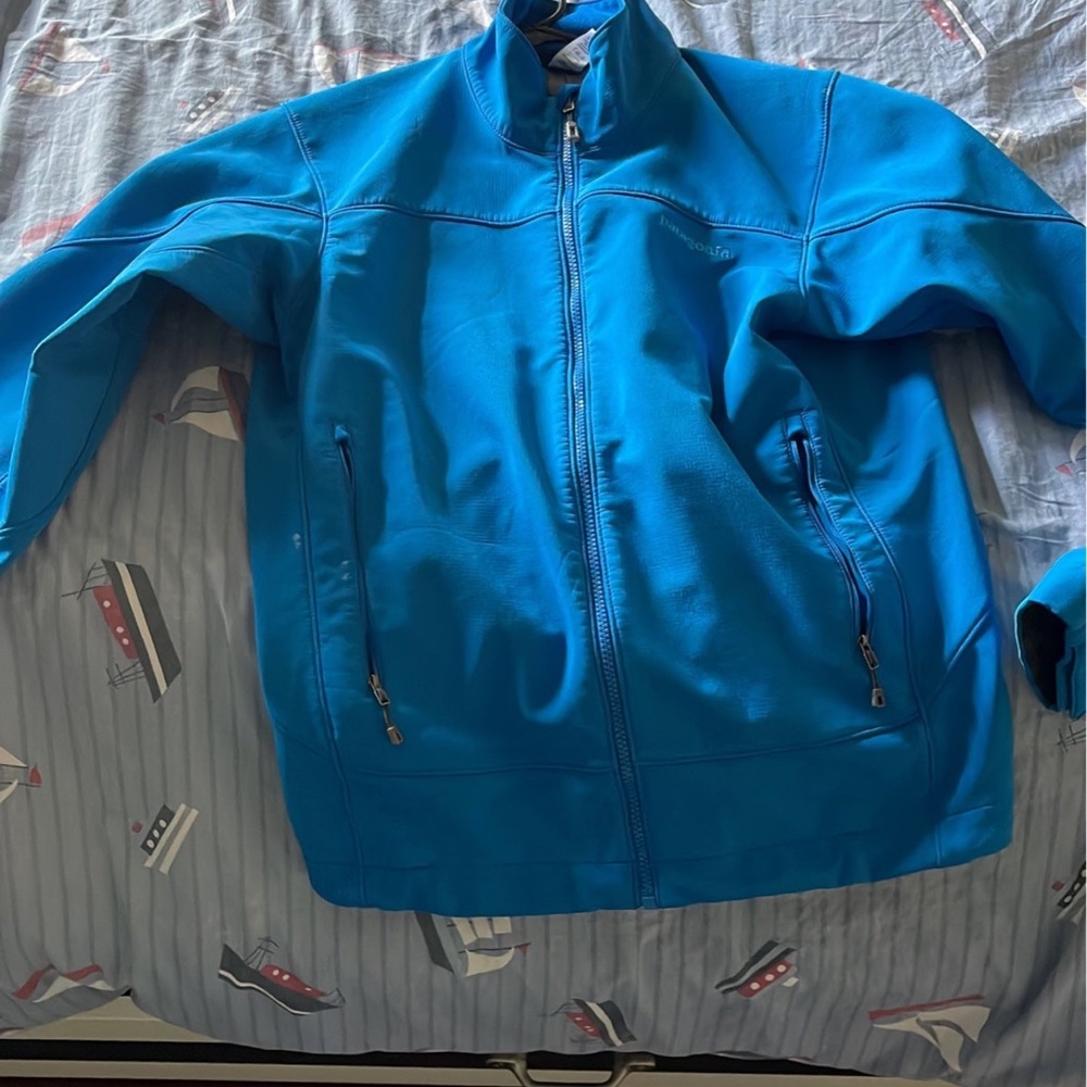 Patagonia mens blue jacket thermal